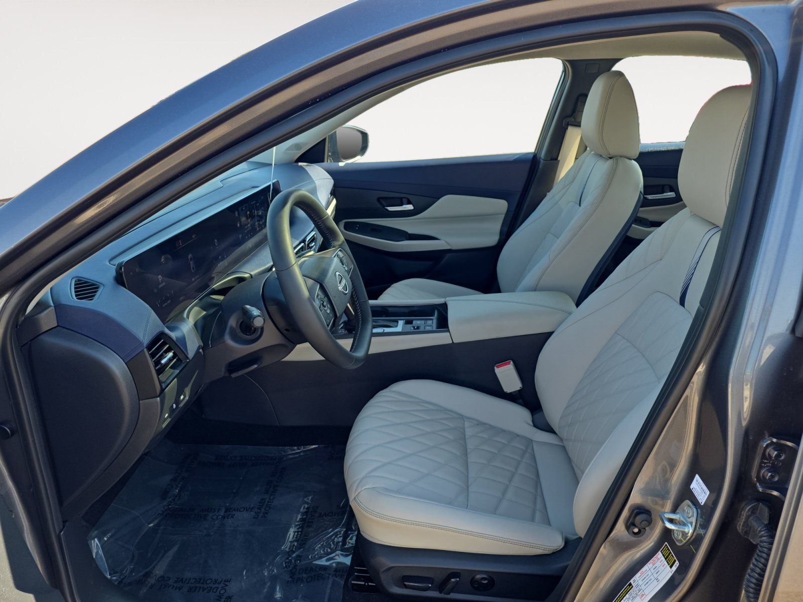 Used 2026 Nissan Sentra SL w/ Floor Mat Package FWD image 15