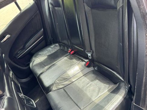 Used 2016 Dodge Charger R/T w/ Plus Group RWD image 15