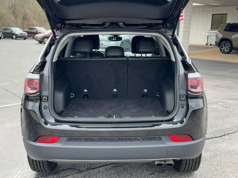 Used 2020 Jeep Compass Limited AWD/4WD image 5