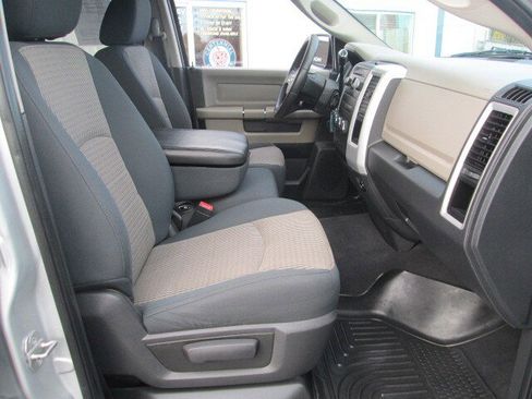 Used 2009 Dodge Ram 1500 Truck SLT image 14