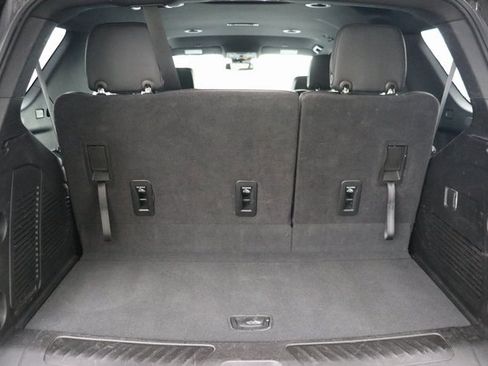 Used 2023 Chevrolet Tahoe LT image 9