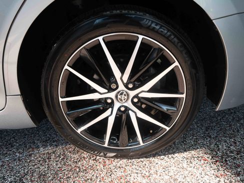 Used 2021 Toyota Camry SE image 28