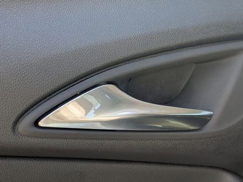 Used 2025 Buick Encore GX Preferred image 25