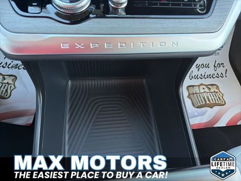 New 2025 Ford Expedition Max Platinum w/ Driver's Package image 39