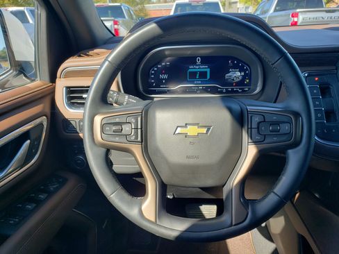 Used 2023 Chevrolet Tahoe High Country image 19