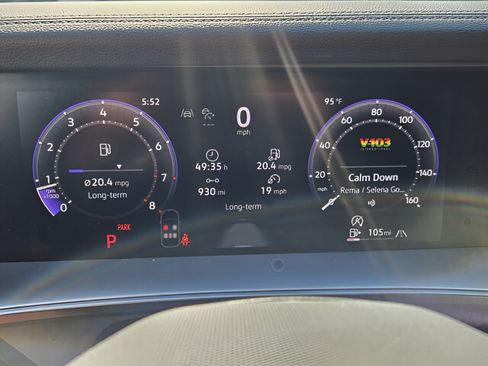Certified 2026 Volkswagen Tiguan SE R-Line AWD/4WD image 20