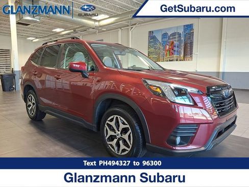 Certified 2023 Subaru Forester Premium AWD/4WD image 1