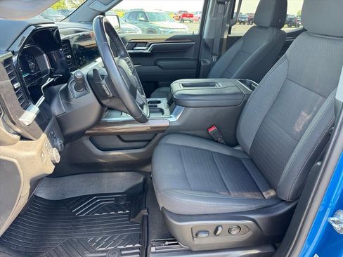 Used 2022 Chevrolet Silverado 1500 RST image 5