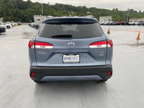 Certified 2024 Toyota Corolla Cross LE AWD/4WD image 11