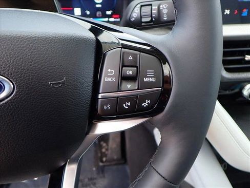 New 2026 Ford Explorer Platinum w/ LUX Leather Package image 18