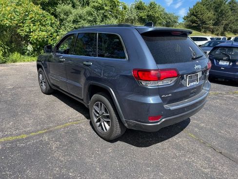 Used 2021 Jeep Grand Cherokee Limited AWD/4WD image 2
