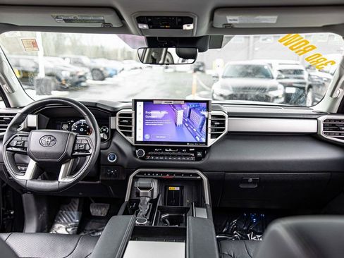 Used 2024 Toyota Sequoia Limited image 36