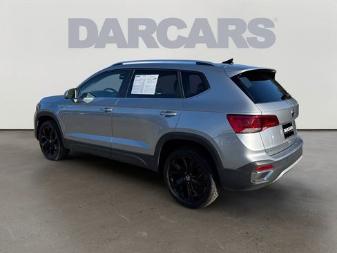 Used 2024 Volkswagen Taos SE image 5