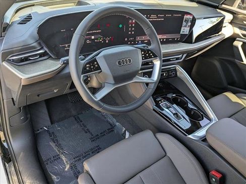 New 2025 Audi Q5 Premium Plus w/ Premium Plus image 3