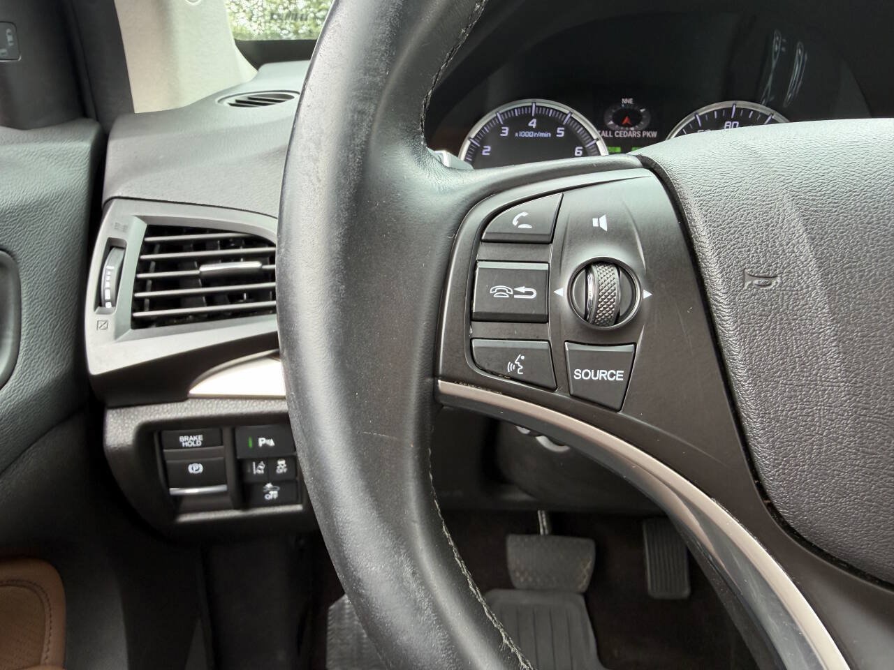 Used 2020 Acura MDX w/ Technology Package AWD/4WD image 22