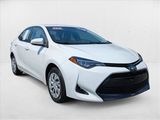 Used 2017 Toyota Corolla LE image 3