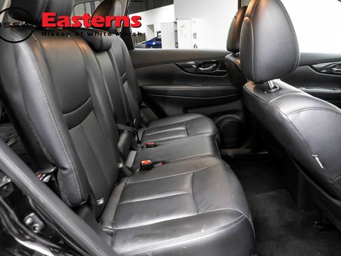 Used 2019 Nissan Rogue SL w/ Premium Package AWD/4WD image 24