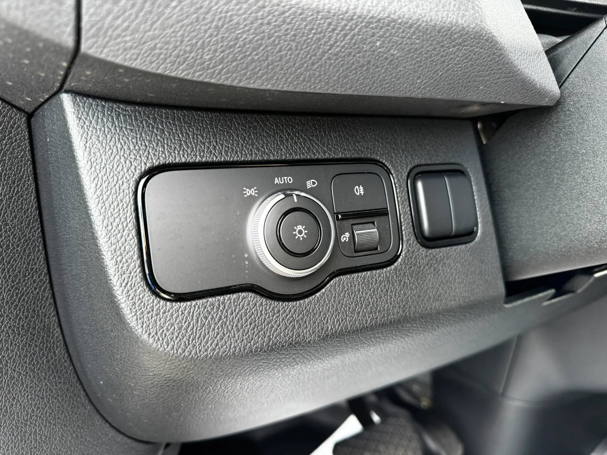 Used 2024 Mercedes-Benz Sprinter 2500 image 23