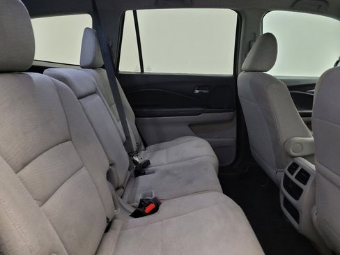 Used 2018 Honda Pilot LX image 19