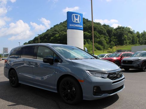 New 2026 Honda Odyssey Sport-L image 4