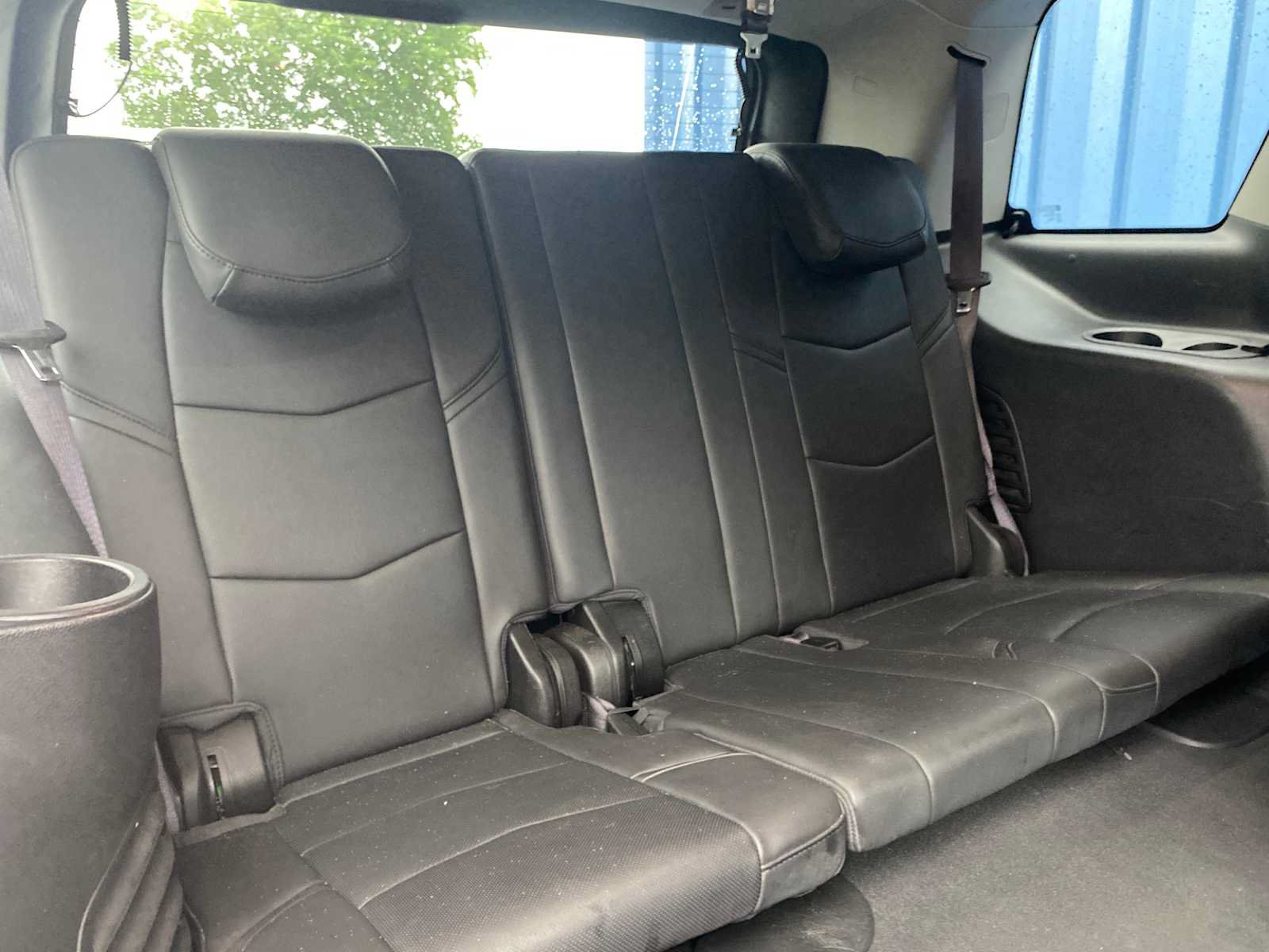 Used 2017 Cadillac Escalade Luxury AWD/4WD image 33