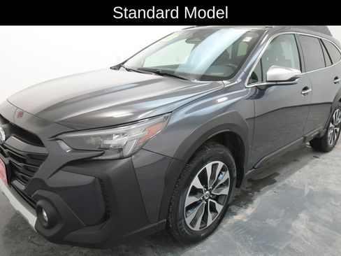 Used 2023 Subaru Outback Touring XT image 3