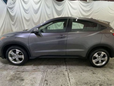 Used 2021 Honda HR-V LX image 5