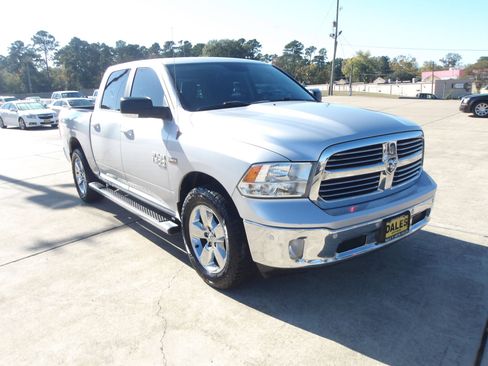 Used 2019 RAM 1500 Lone Star image 4