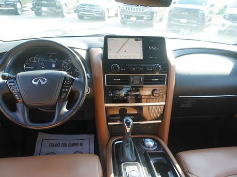 Used 2024 INFINITI QX80 Sensory AWD/4WD image 15