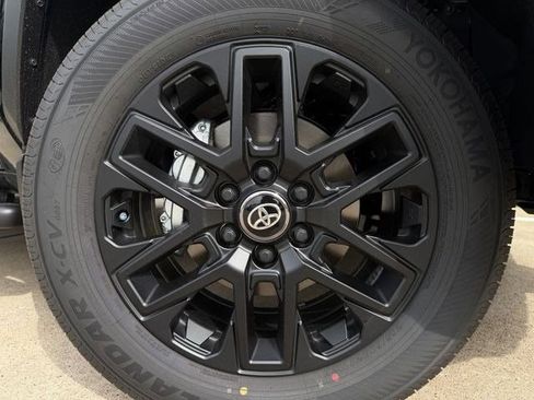 New 2026 Toyota Tundra SR5 RWD image 10