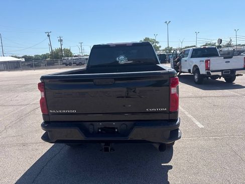 Used 2023 Chevrolet Silverado 2500 Custom w/ Custom Value Package AWD/4WD image 12