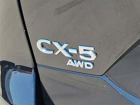 New 2025 MAZDA CX-5 AWD 2.5 S w/ Premium Plus Pkg image 19
