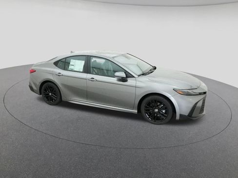 New 2026 Toyota Camry SE image 12