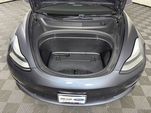Used 2019 Tesla Model 3 Performance image 9