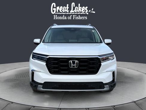 Used 2024 Honda Pilot Touring image 8