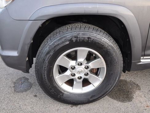 Used 2013 Toyota 4Runner SR5 image 9