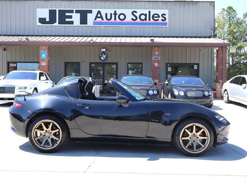 Used 2017 MAZDA MX-5 Miata RF Club RWD image 14