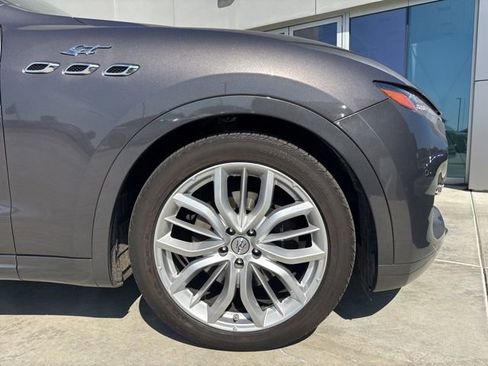 Used 2022 Maserati Levante GT image 10
