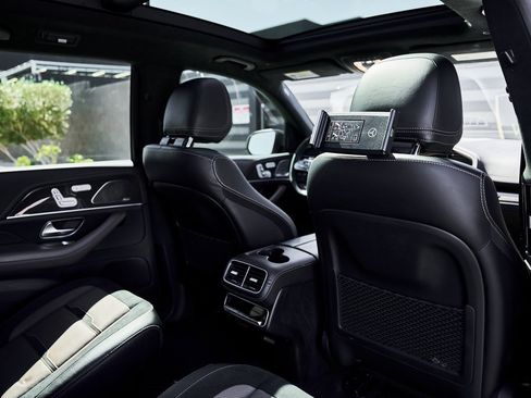 Used 2021 Mercedes-Benz GLS 63 AMG GLS 63 AMG image 37