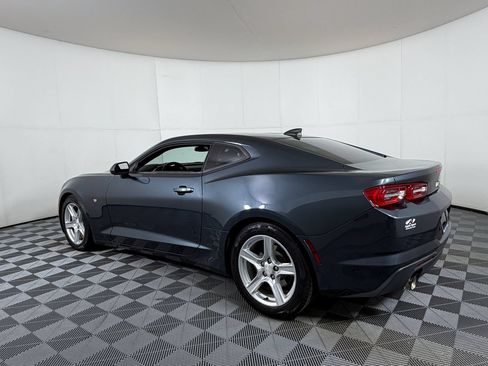 Used 2019 Chevrolet Camaro LT RWD image 3