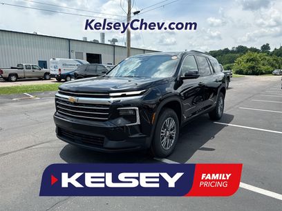 New 2025 Chevrolet Traverse LT w/ Driver Confidence Package