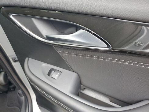 Used 2025 Buick Envision Preferred image 47