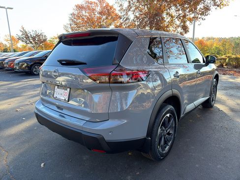 New 2026 Nissan Rogue SV image 7
