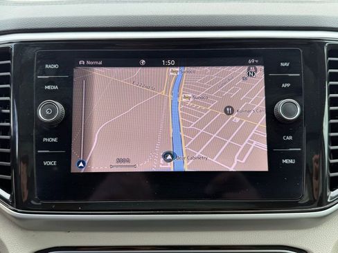 Used 2021 Volkswagen Atlas SEL Premium image 35