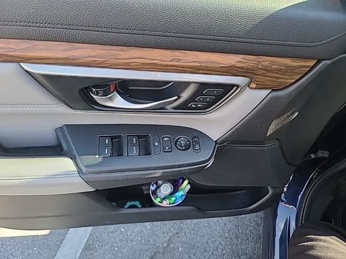 Used 2018 Honda CR-V Touring image 24