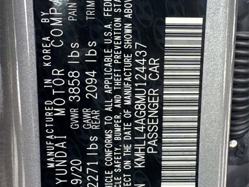 Certified 2021 Hyundai Elantra SE image 17