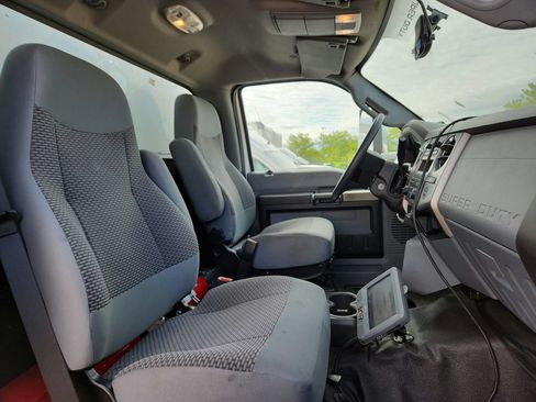 Used 2023 Ford F650 2WD Regular Cab Super Duty image 18
