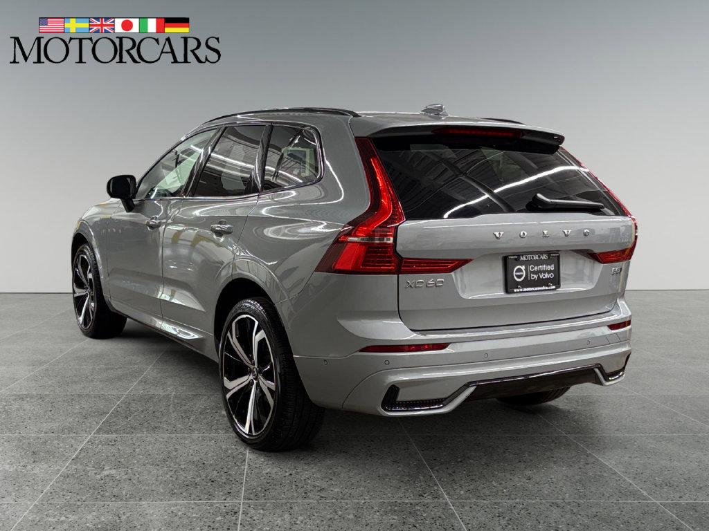 Certified 2024 Volvo XC60 B5 Ultimate w/ Protection Package Premier AWD/4WD image 5