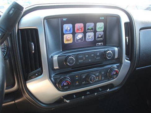 Used 2017 GMC Sierra 1500 SLE w/ SLE Value Package image 16