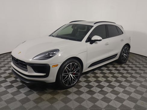 Used 2024 Porsche Macan S image 11